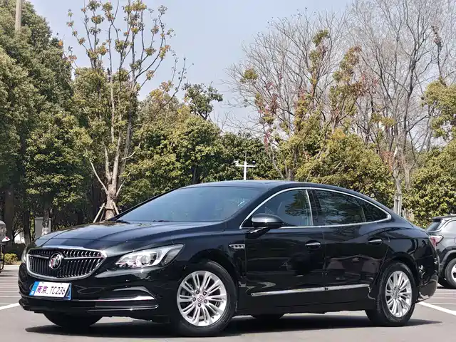 BUICK LACROSSE