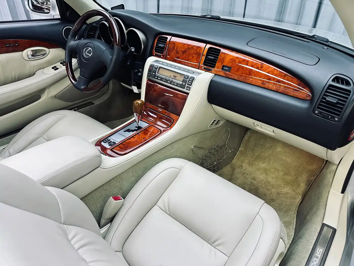 Фото 17 - Lexus SC