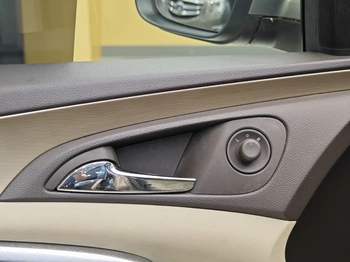 Buick Regal 2012 Model 2.0L Comfort фото 9