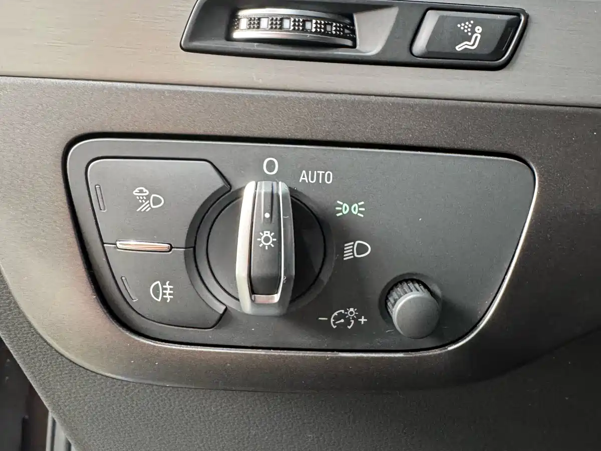 Audi Q7 2019 45 TFSI Comfort фото 16