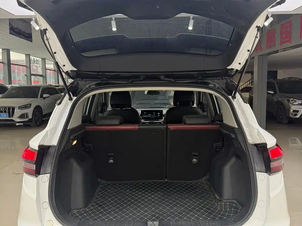 GEELY AUTOMOBILE BINYUE