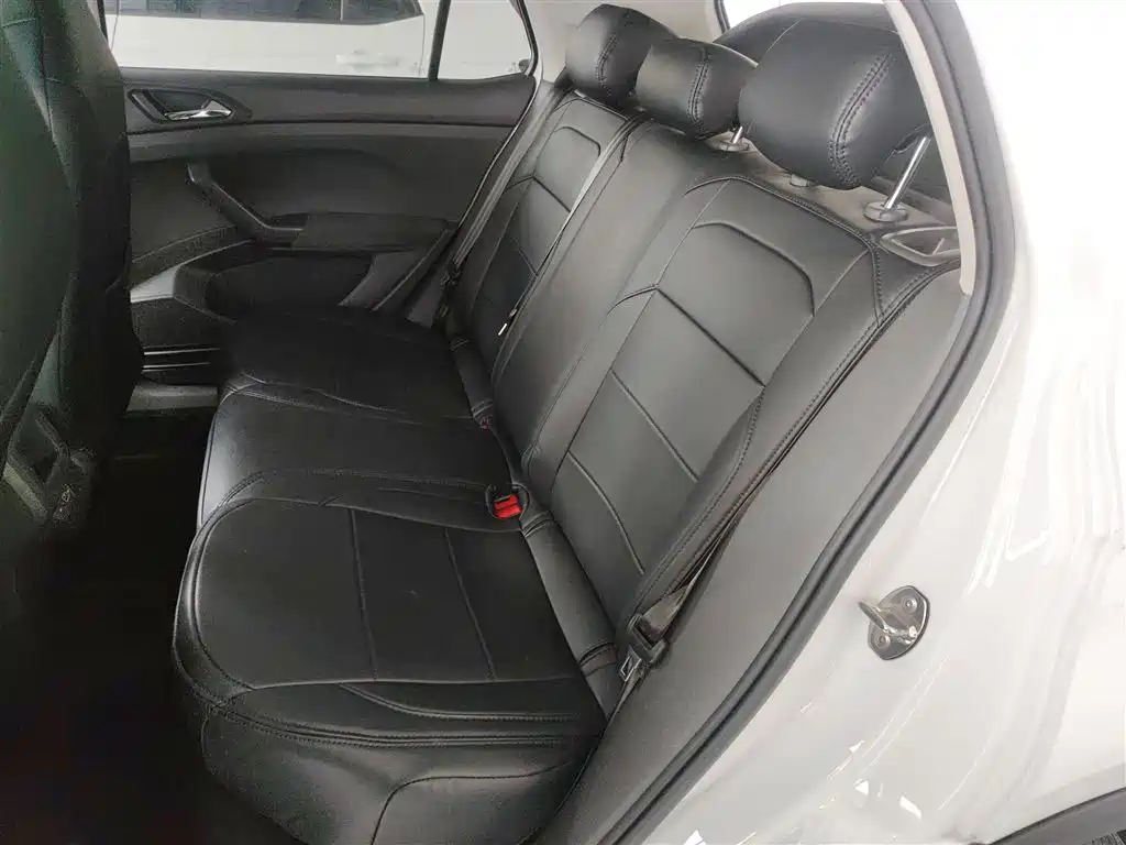 VOLKSWAGEN TU KAI