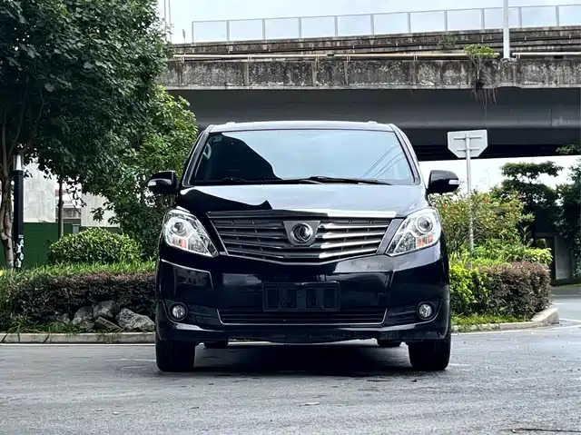 Dongfeng Fengxing Lingzhi PLUS 2021 2.0L Manual Luxury 7-Seater — фото 2