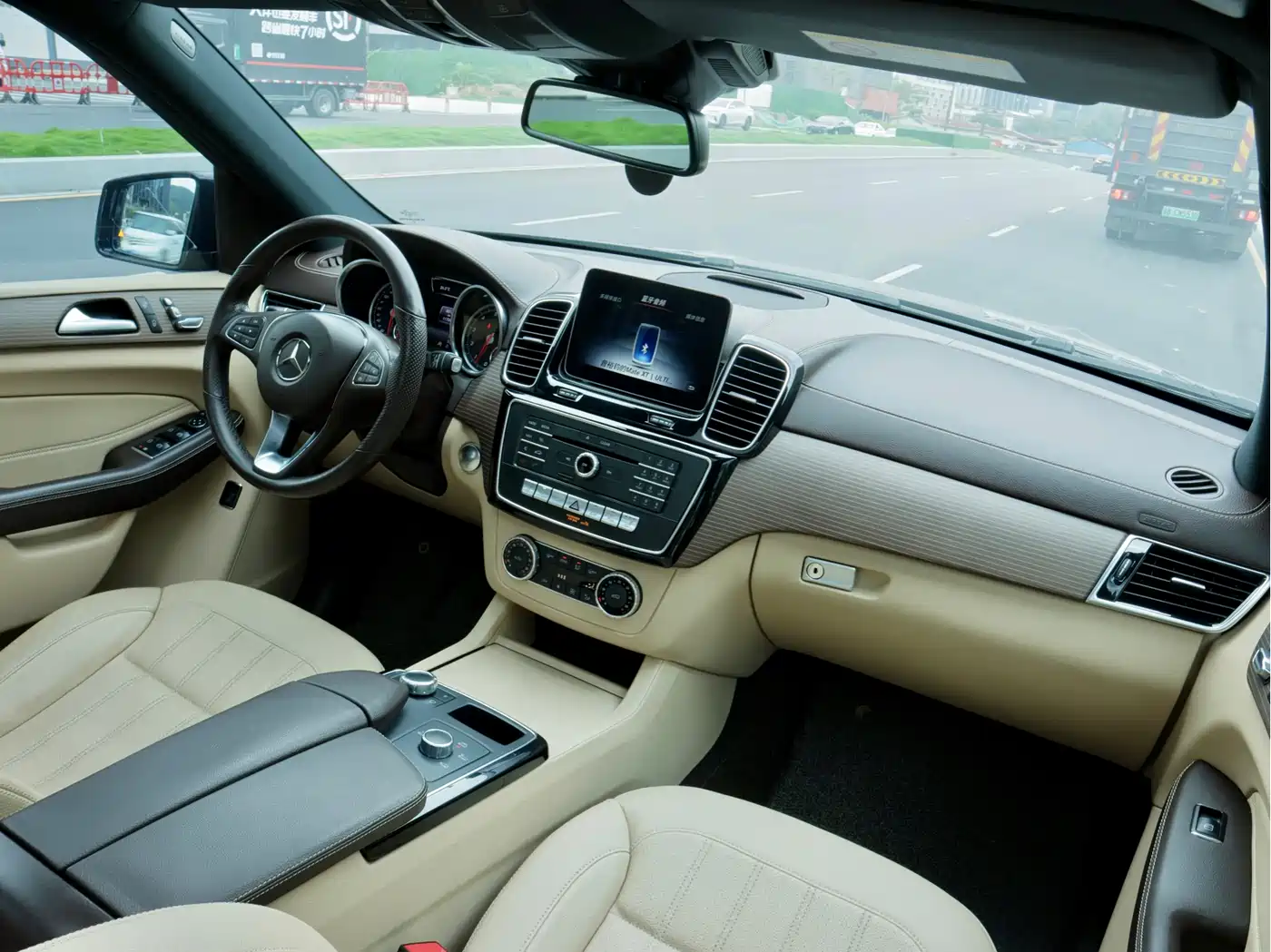 Mercedes-Benz GLE 2019 GLE 320 4MATIC Dynamic Ultimate Edition фото 11