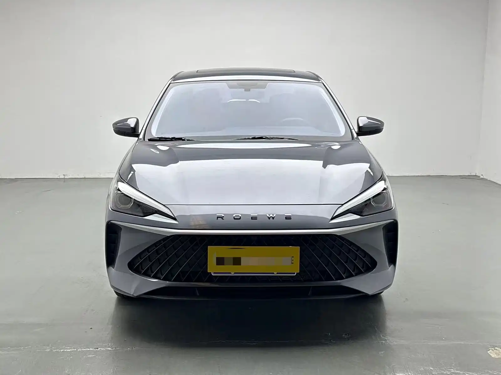 Фото 2 - Roewe i5