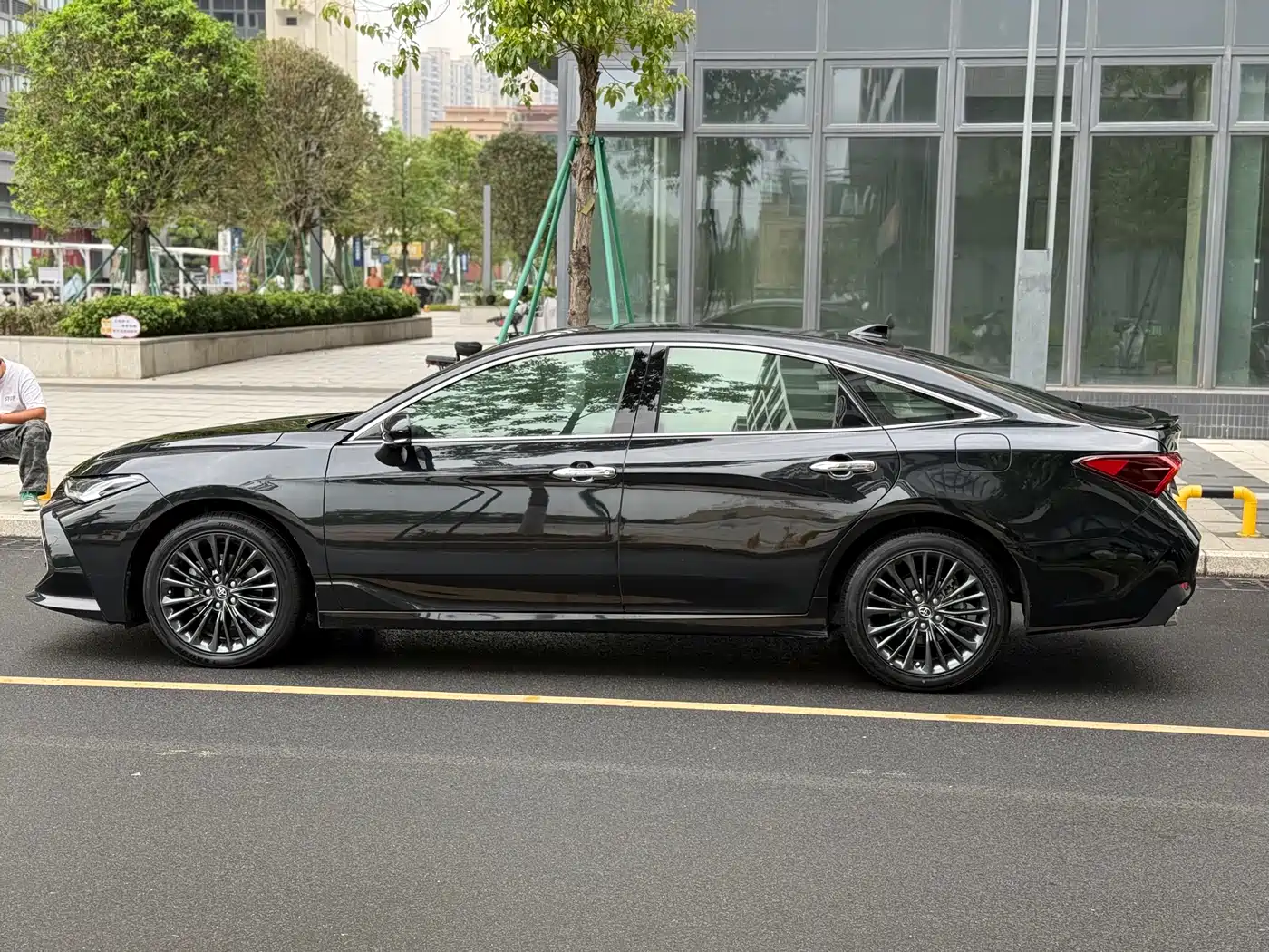 Toyota Avalon 2022 2.5L Touring Premium Edition фото 7