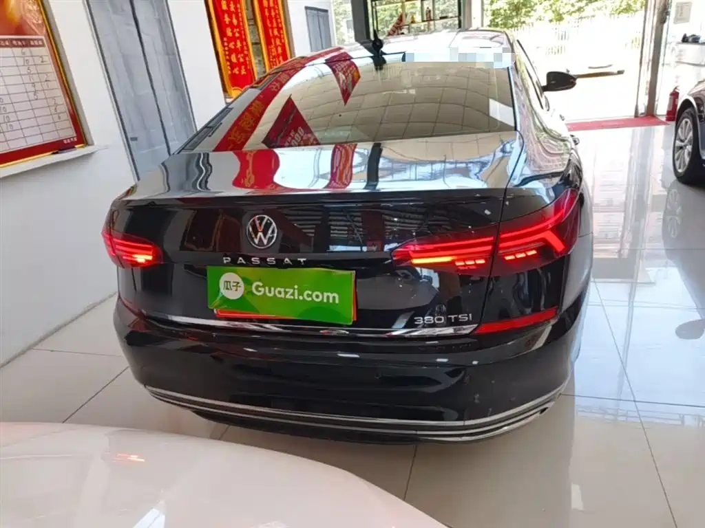 Volkswagen Passat 2021 Model 380TSI Luxury Edition фото 6