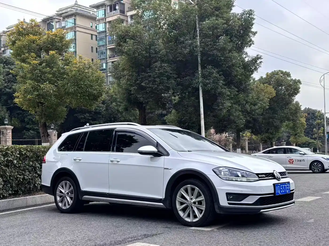 Volkswagen Golf (Import) 2019 1.8TSI Wagon фото 3