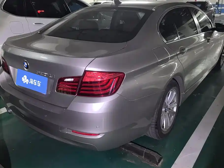 BMW 5 Series 2014 520Li Elegance фото 3