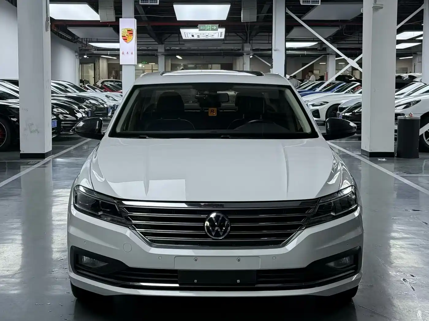 Volkswagen Lavida 2021 280TSI DSG Luxury Edition фото 2