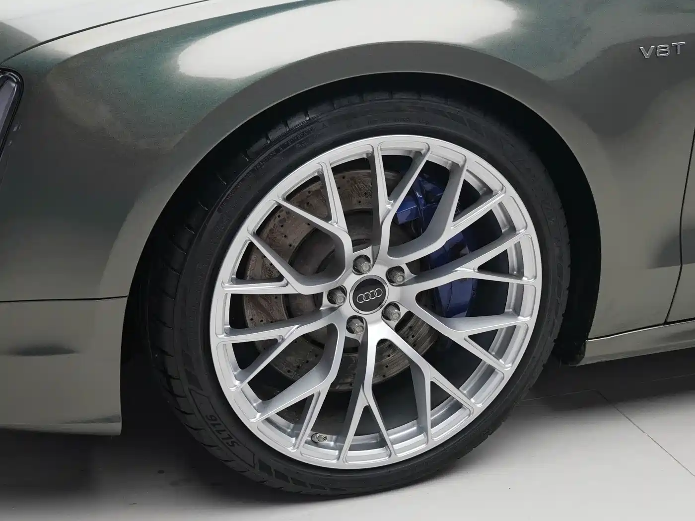 Audi S8 2013 S8 4.0TFSI quattro фото 5