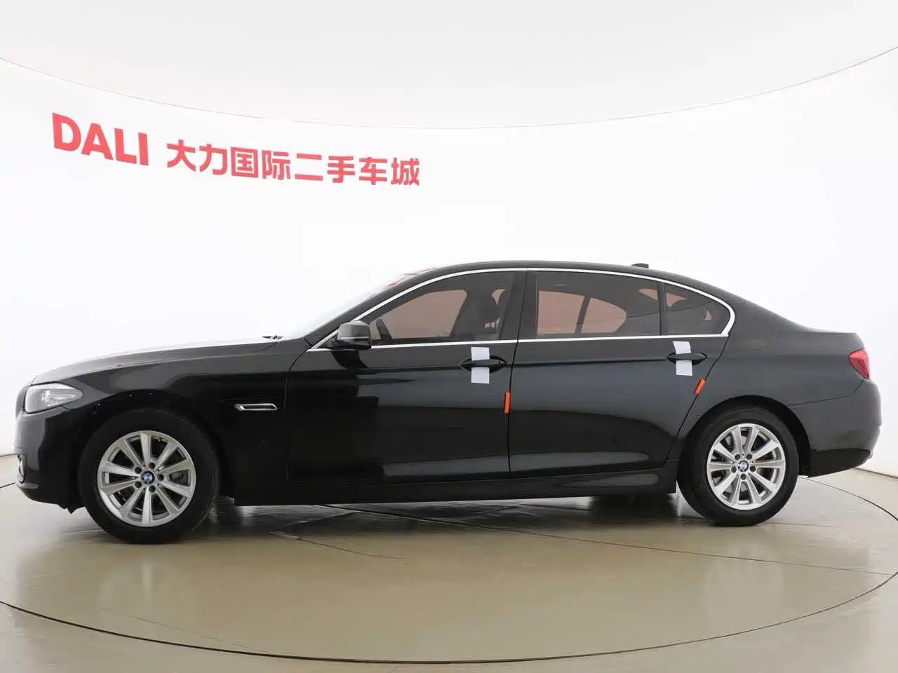 BMW 5 Series 2014 520Li Elegance фото 5