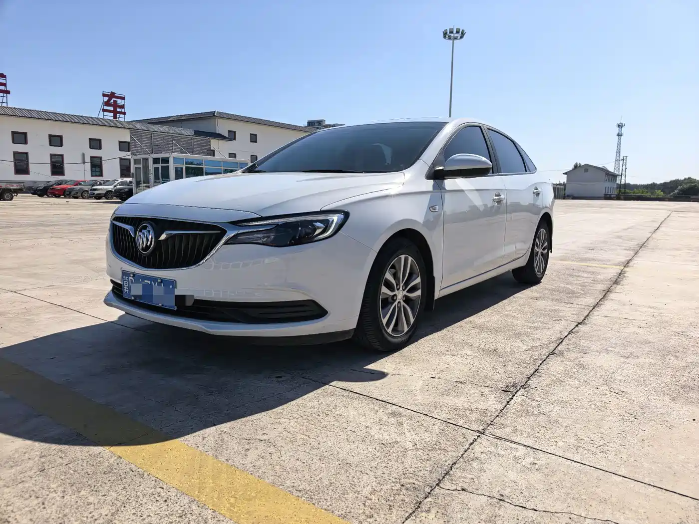 Buick Excelle 2019 18T Auto Connected Elite China VI фото 3