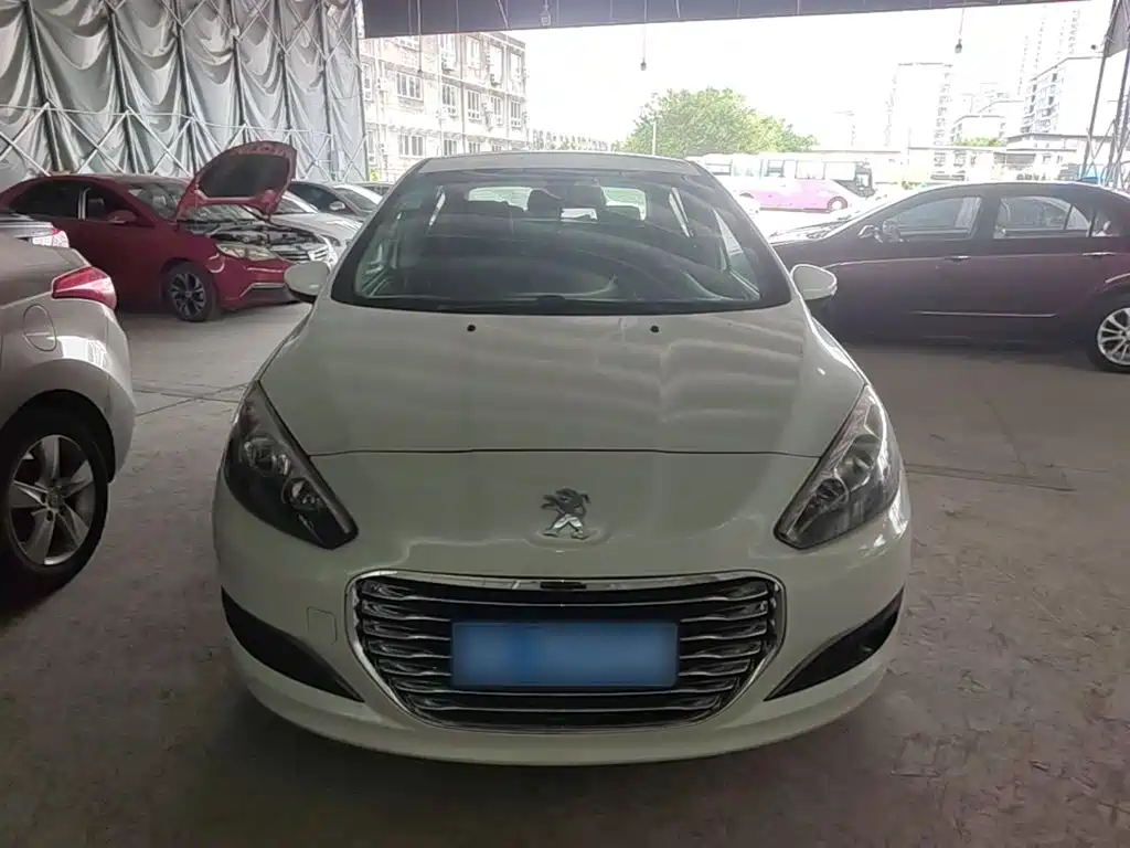 Peugeot 308 2015 2014 Model Joy Edition Classic 1.6L Manual Superior Style