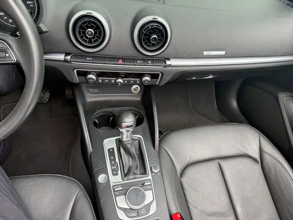 Фото 8 - Audi A3 (Import)
