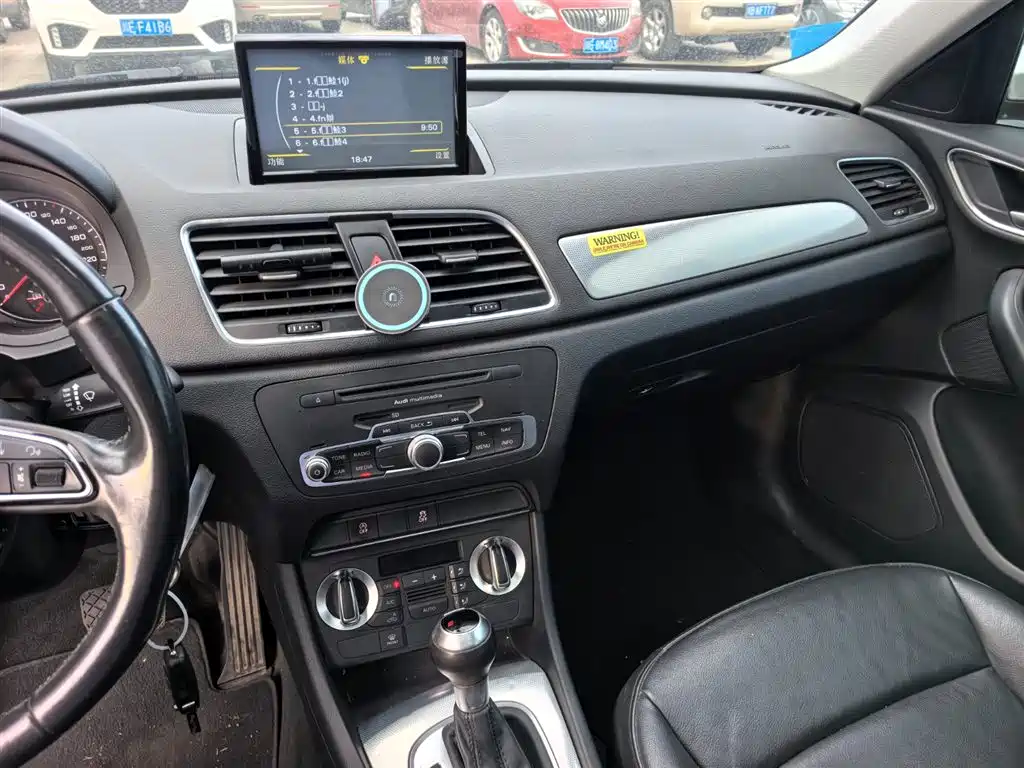 Audi Q3 2015 30 TFSI Comfort фото 13