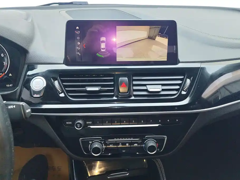BMW 1 Series 2021 120i M Sport Shadow Edition фото 13