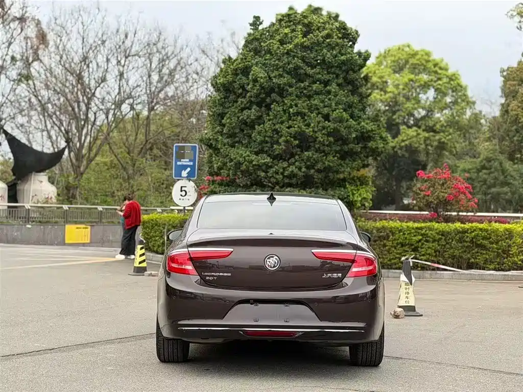 Buick LaCrosse 2016 20T Elite Type фото 5