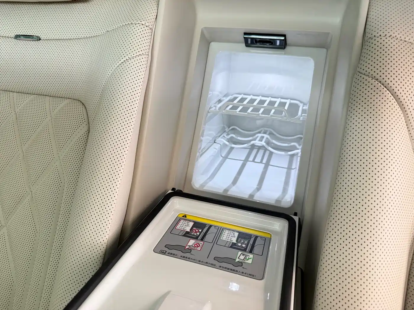 VOLKSWAGEN HUIANG