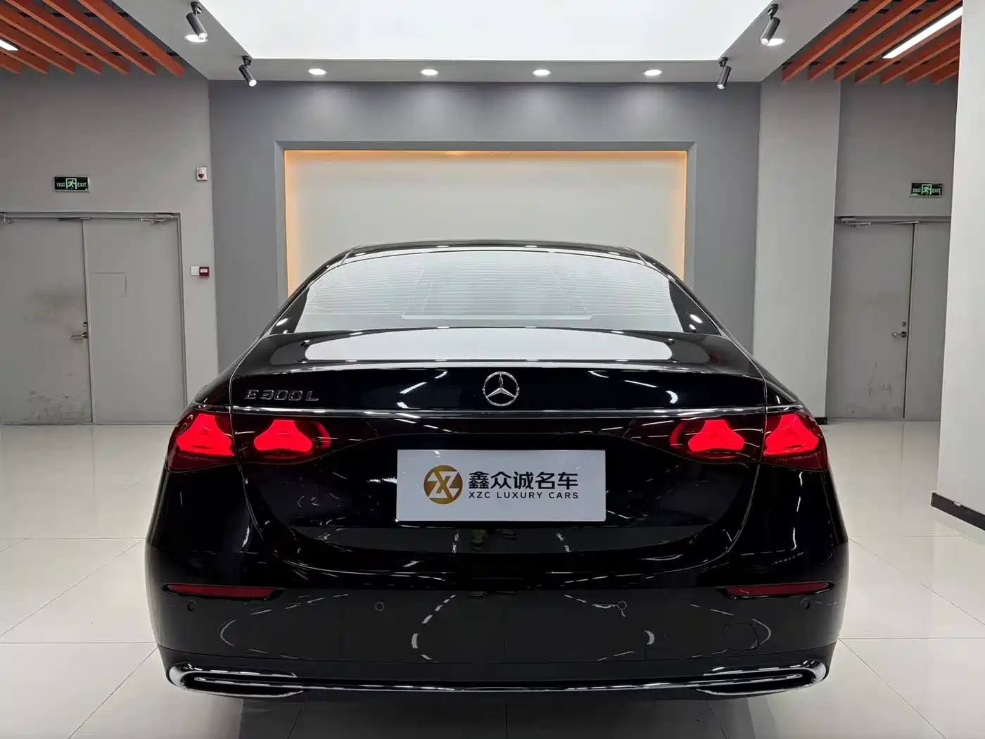 Mercedes-Benz E-Class 2025 E 300 L Luxury фото 5