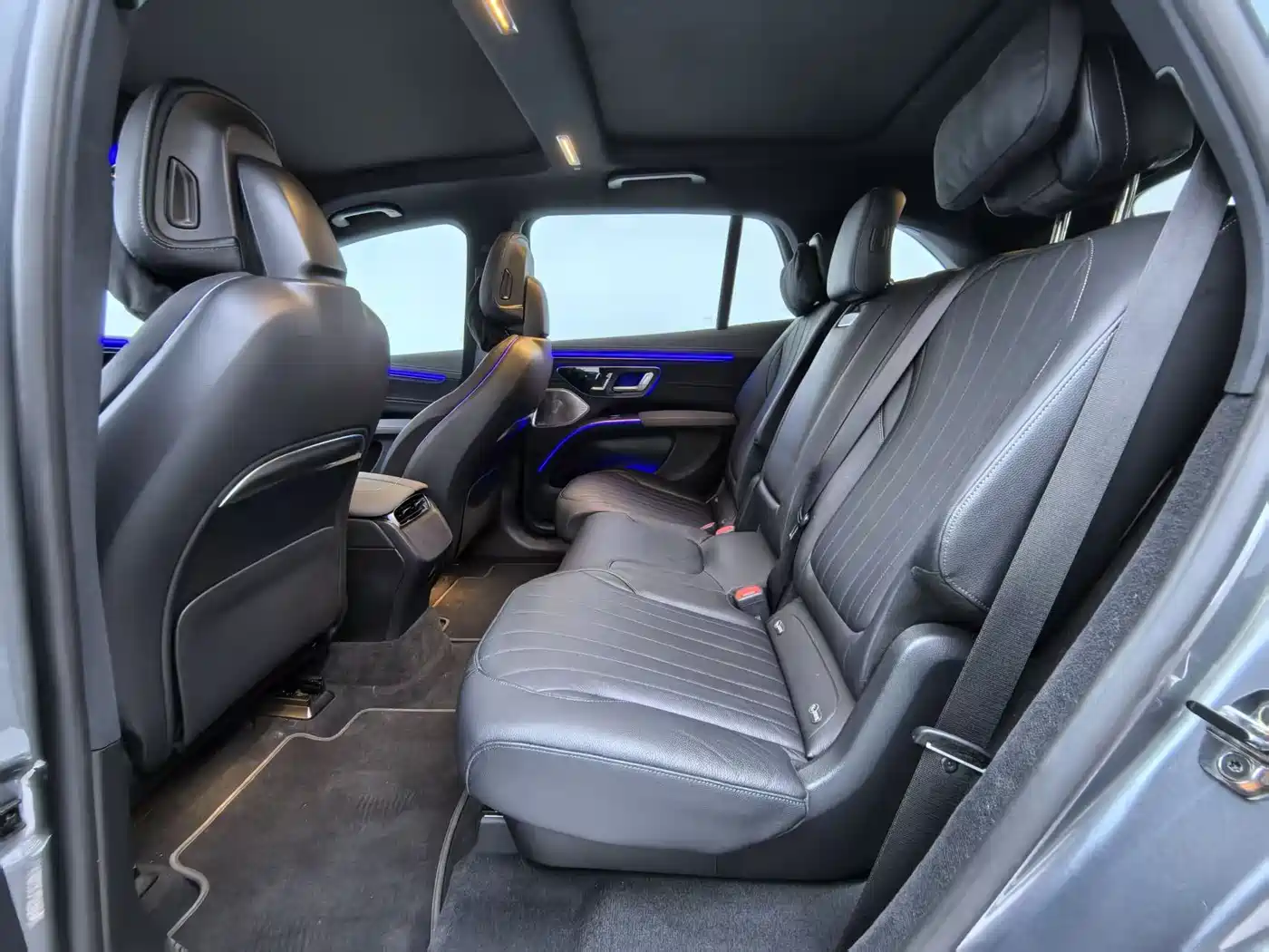 Mercedes-Benz EQS SUV 2023 450 4MATIC Pioneer Edition фото 7