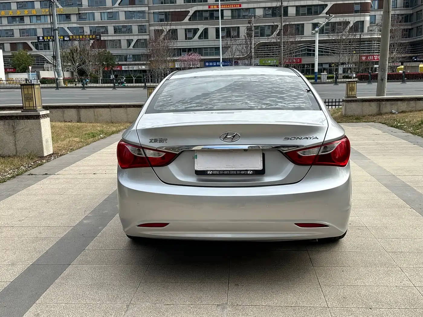 Hyundai Sonata 2011 2.0L Auto Premium Edition фото 5