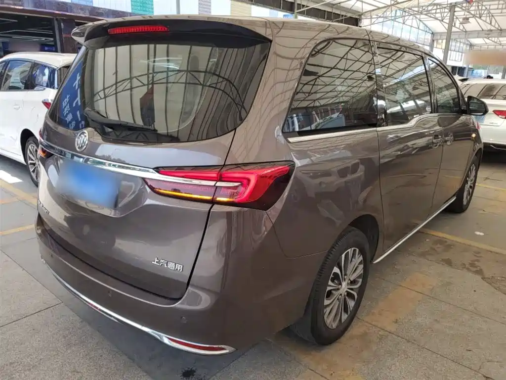 BUICK GL8