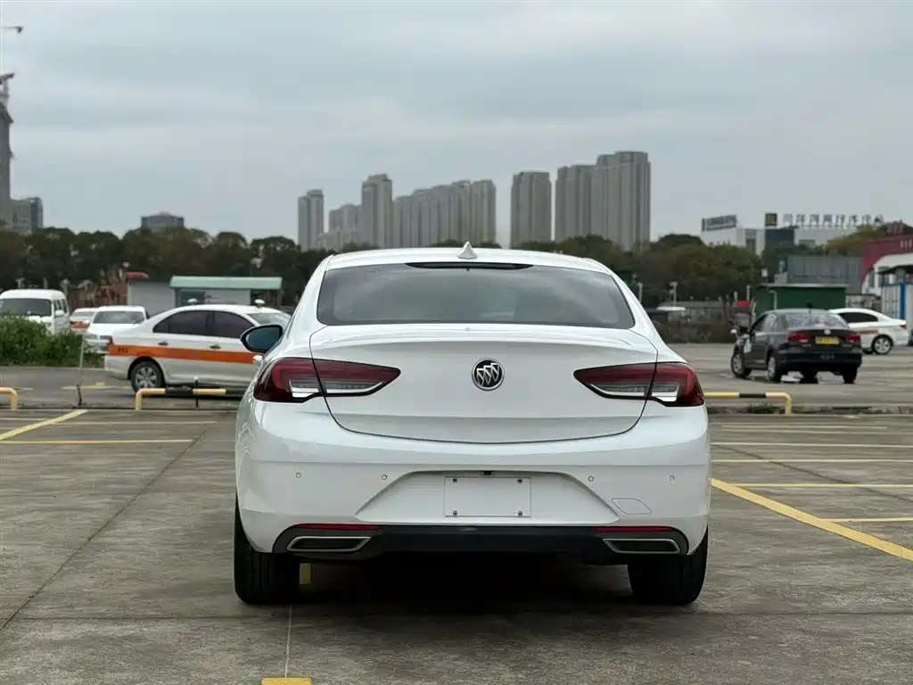 Buick Regal 2020 552T Luxury фото 6