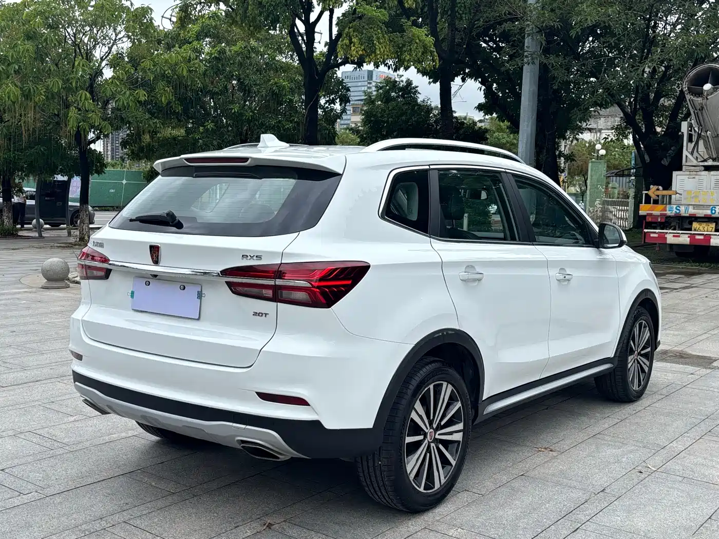 Фото 4 - Roewe RX5