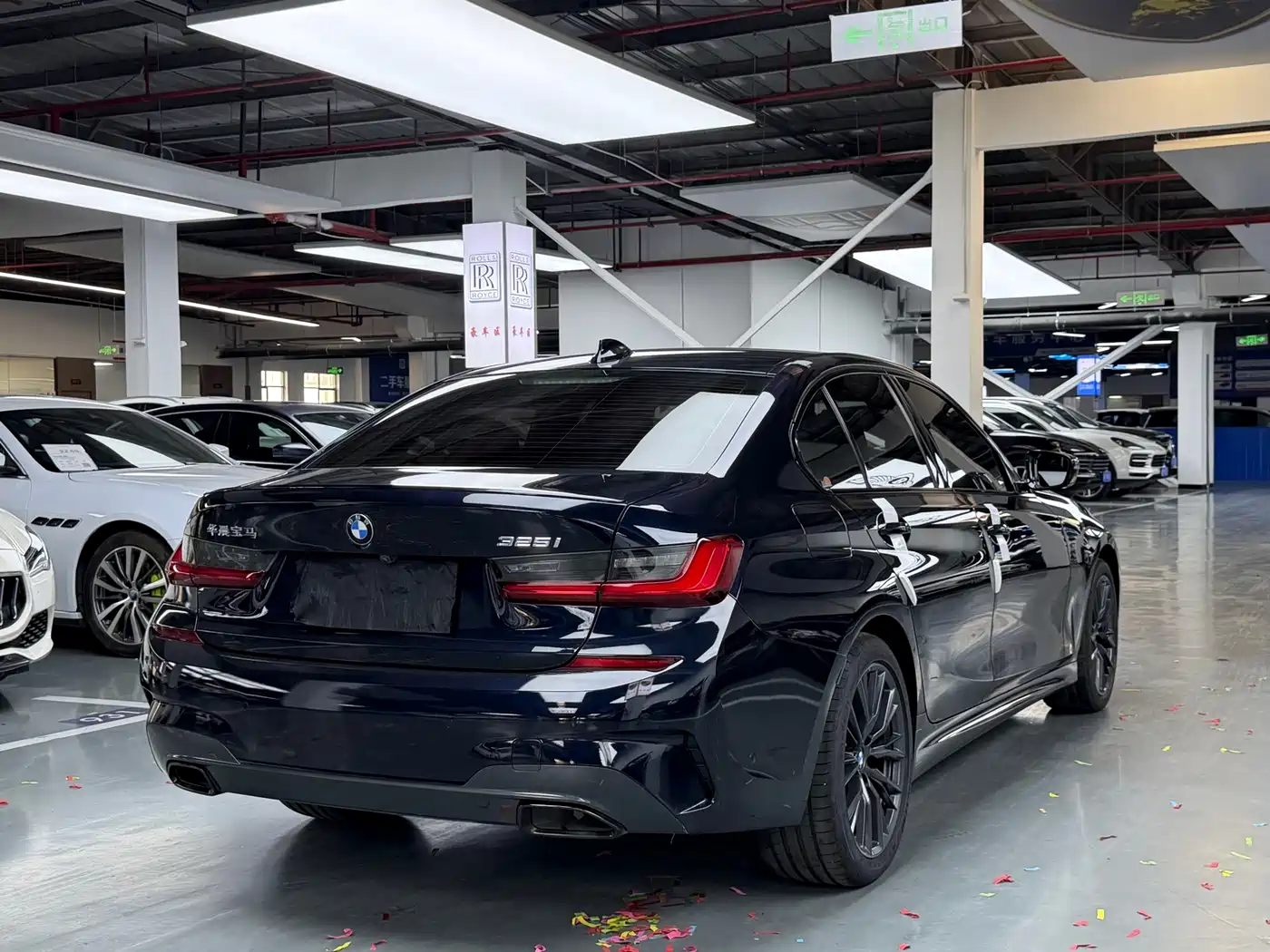 BMW 3 Series 2022 325i M Sport Shadow Edition фото 19