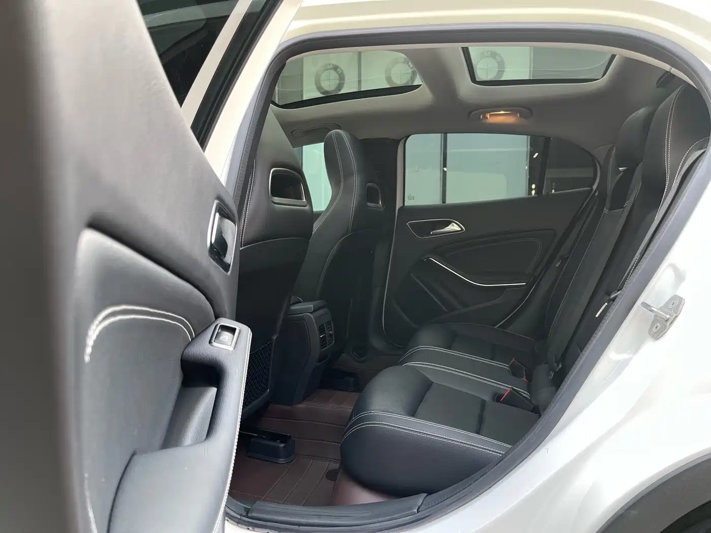 Mercedes-Benz GLA 2018 GLA 220 4MATIC Sport фото 14