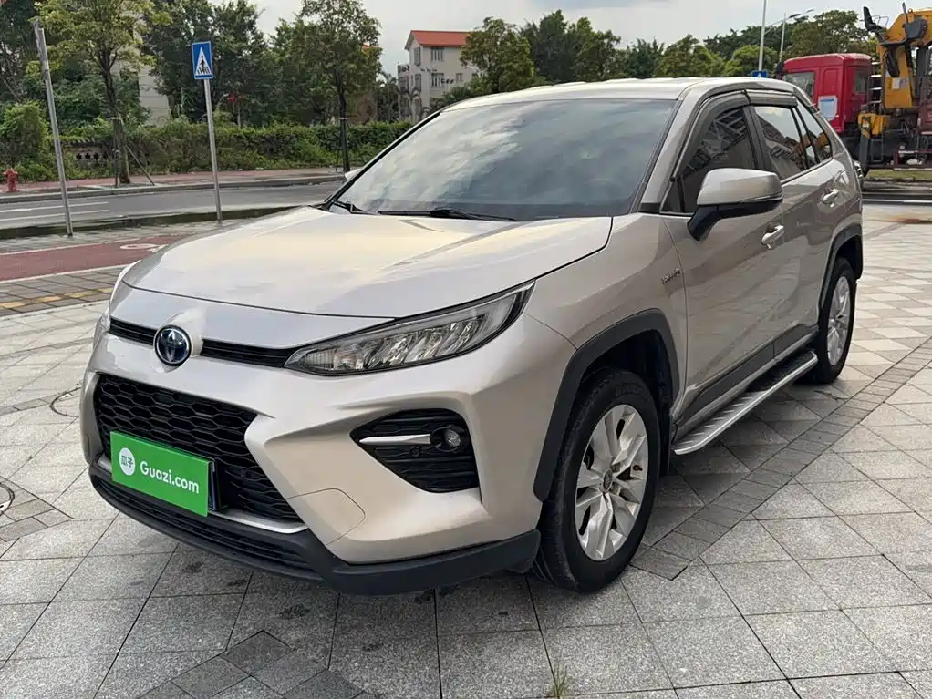 Фото 1 - Toyota Wildlander