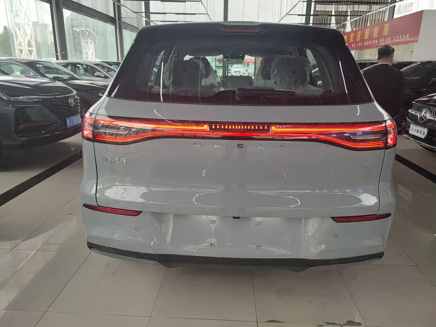 Geely Galaxy Galaxy E5 2026 530km Voyager Edition фото 9