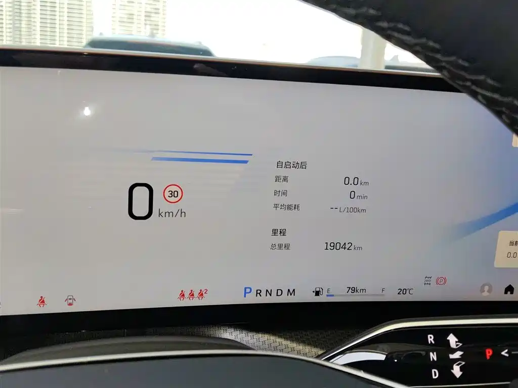 Cadillac XT5 2025 2.0T Premium Model фото 12