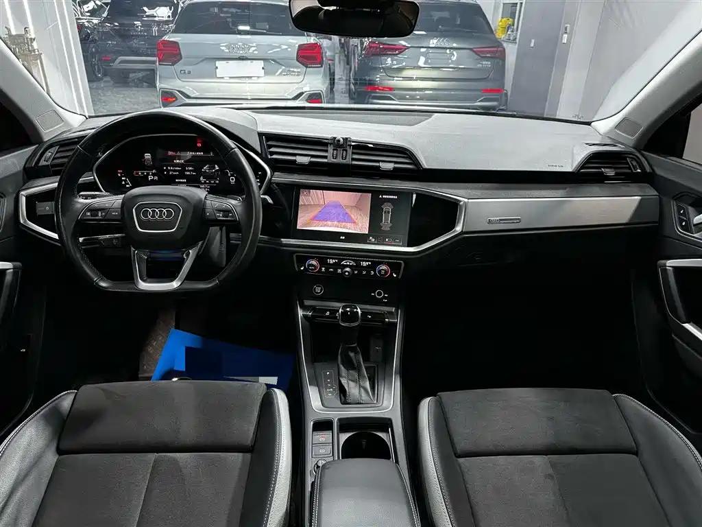 Audi Q3 2022 35 TFSI Fashion Dynamic фото 11