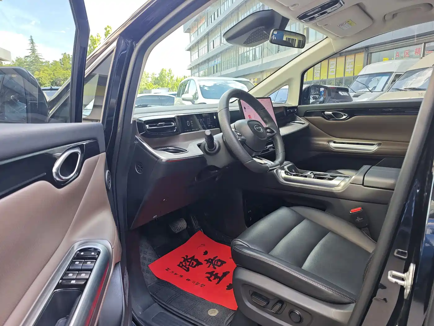 GAC Trumpchi Trumpchi E8 NEV 2024 Model 150km MAX фото 6