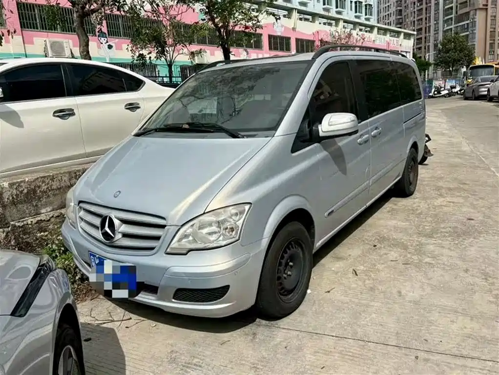 Mercedes-Benz Viano 2011 2.5L Navigation Edition