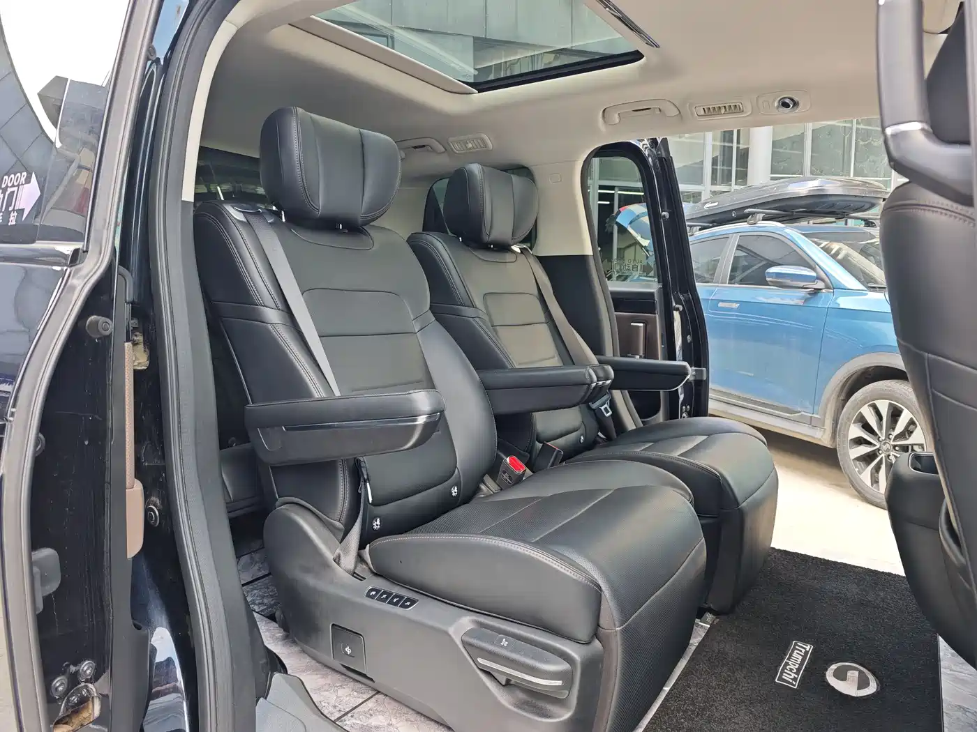 GAC Trumpchi Trumpchi E8 NEV 2024 Model 150km MAX фото 12