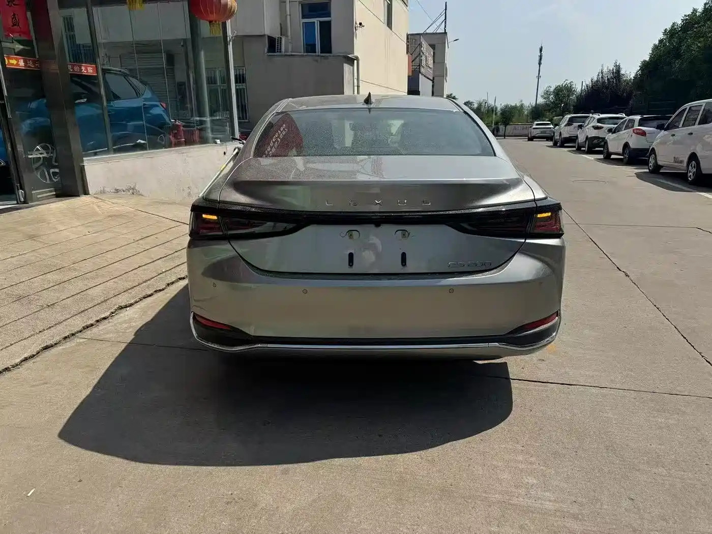 Lexus ES 2026 2025 200 Ultimate Edition
