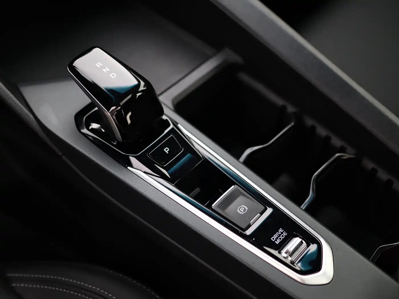 GEELY AUTOMOBILE BINRUI