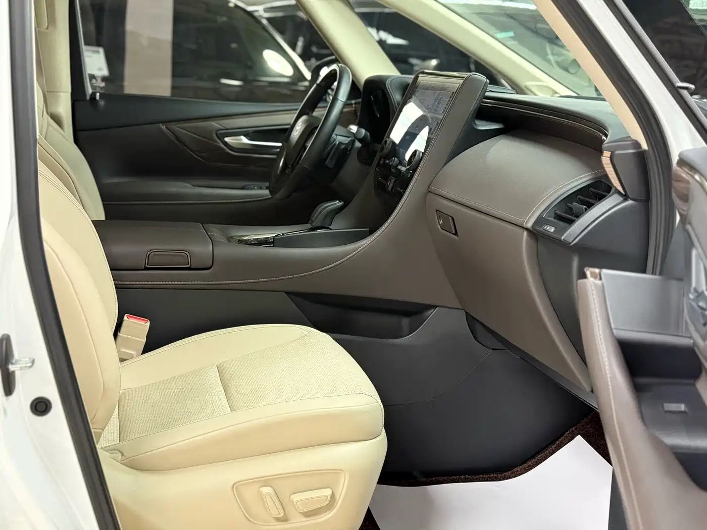 TOYOTA ELFA