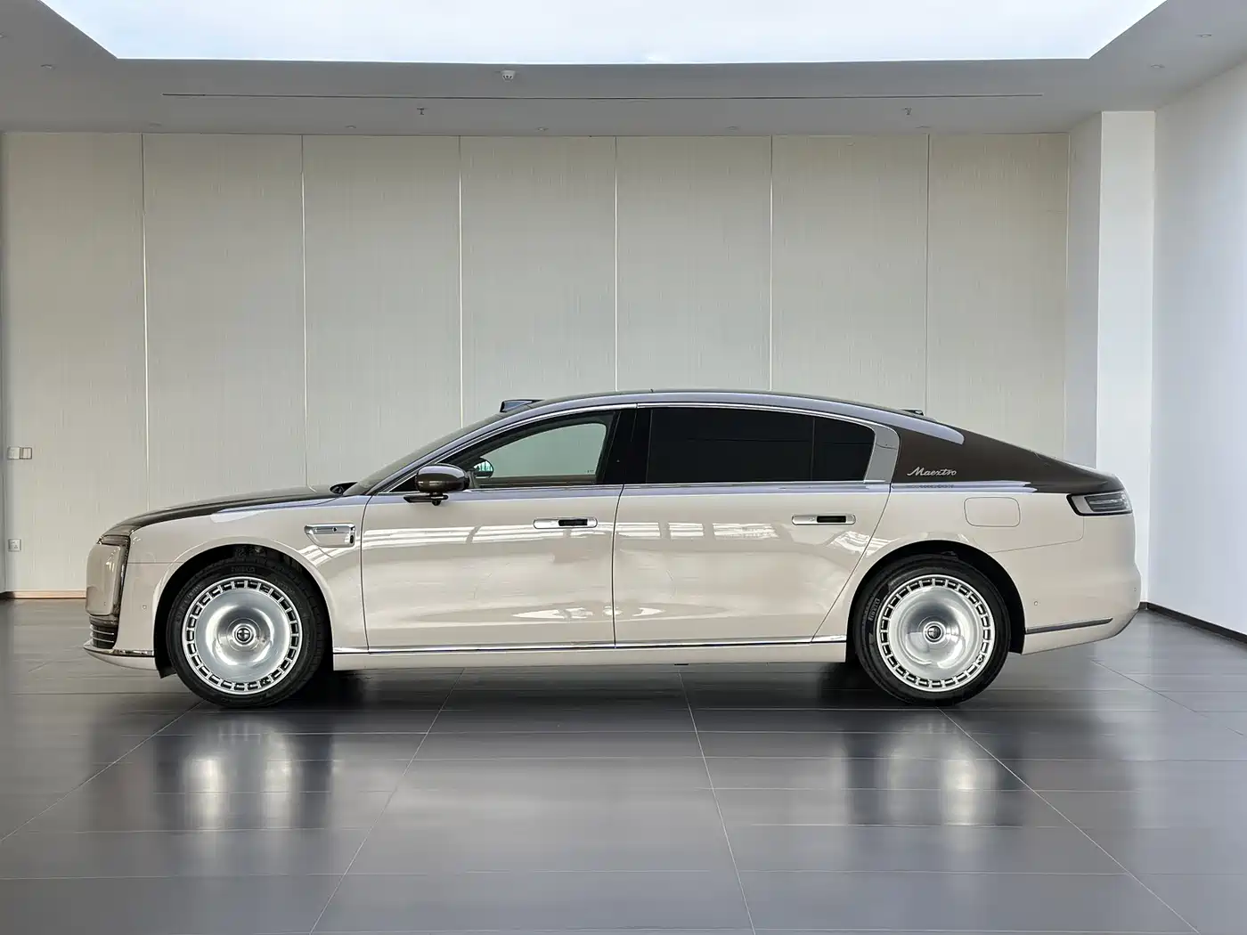 Zunjie S800 2025 Model Extended Range Starlight Premium Edition 5-Seater фото 7