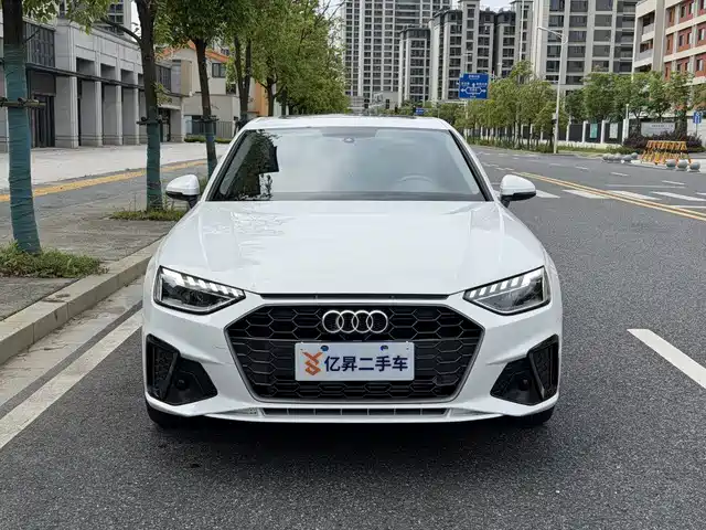 Audi A4L 2022