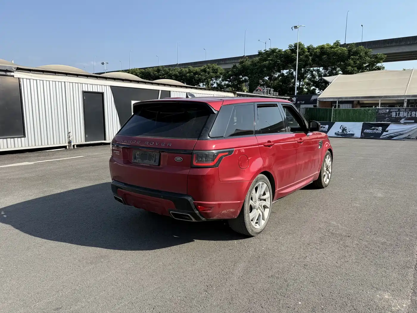 Фото 11 - Land Rover Range Rover Sport