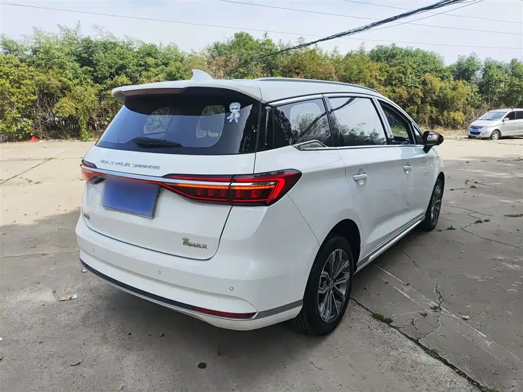 BYD Song MAX 2021 Upgrade 1.5T Automatic Premium Edition 6-Seater фото 7