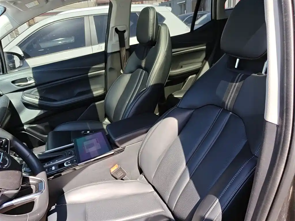 GAC Trumpchi Trumpchi GS4 2021 270T Auto Luxury Smart Connect фото 15
