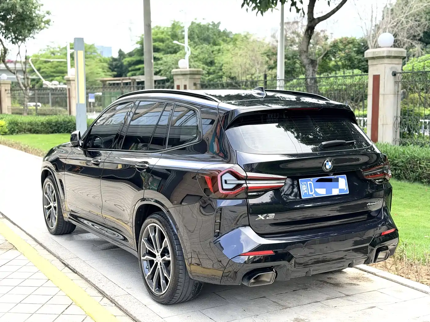 BMW X3 2023 xDrive30i Leading M Night Package фото 4