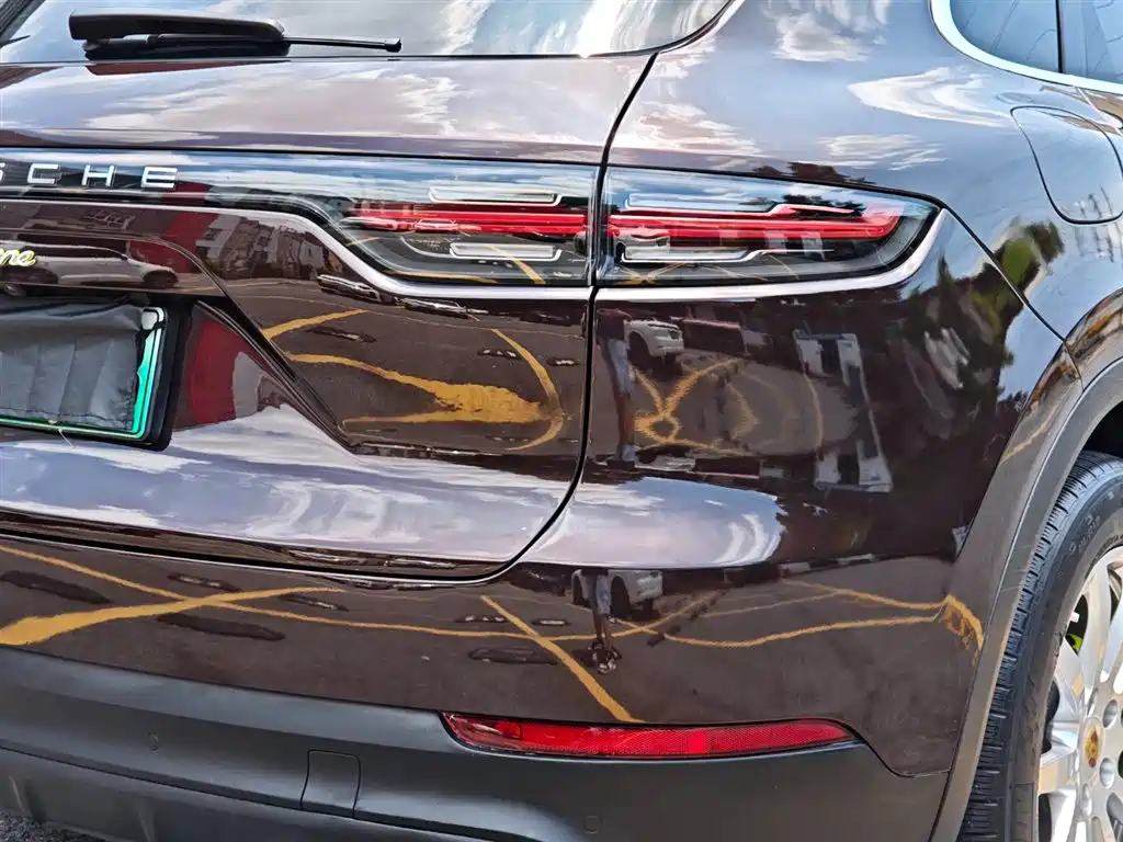 Porsche Cayenne New Energy 2019 Cayenne E-Hybrid 2.0T фото 10