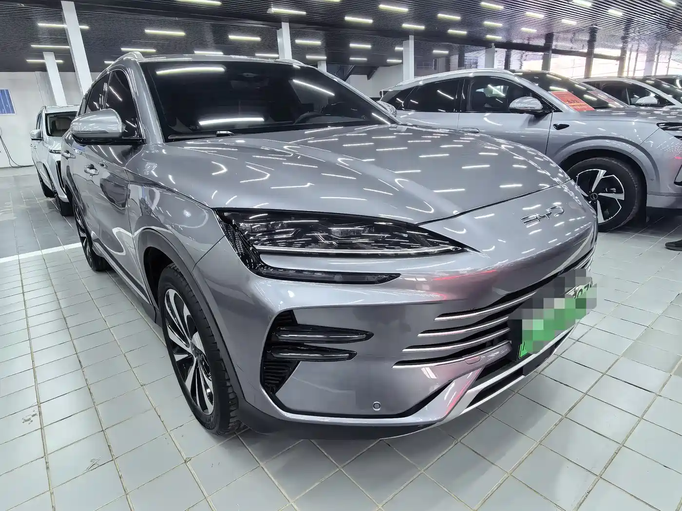 BYD Song PLUS PHEV 2023 Champion Edition DM-i 110KM Flagship фото 3