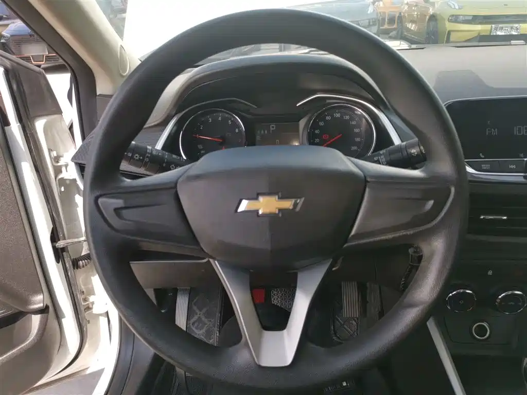 Chevrolet Cavalier 2020 325T Automatic Joy Edition фото 11